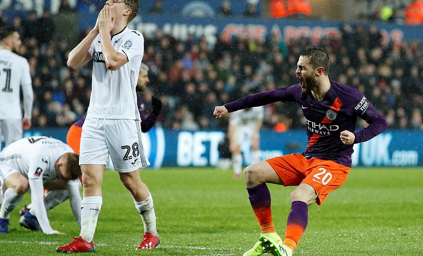 开云平台-关于今晚突围战来临，巴塞罗那围绕足总杯复出首秀，态度坚定，阵容厚度经受考验的信息