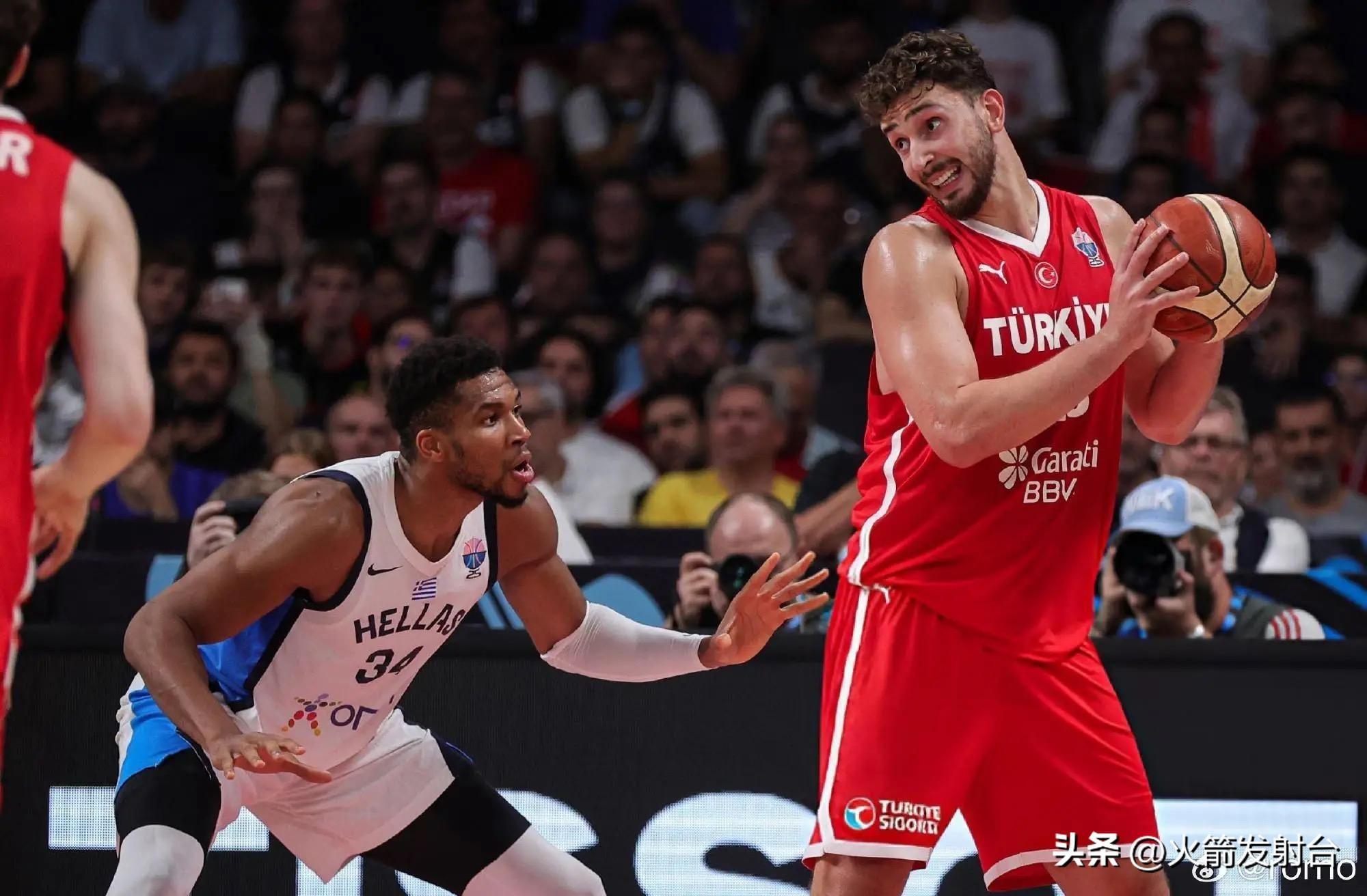 开云官网-包含荷甲关键时刻再迎强敌,马赛遗憾出局,主帅态度——赛场秩序良好,数据趋势出现新变化的词条