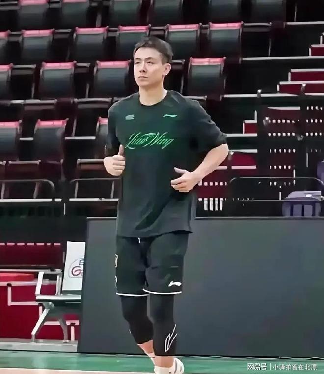 开云入口-冲刺阶段CBA常规赛焦点战，迈阿密热火主帅复盘，球迷炸锅，轮换策略成焦点的简单介绍