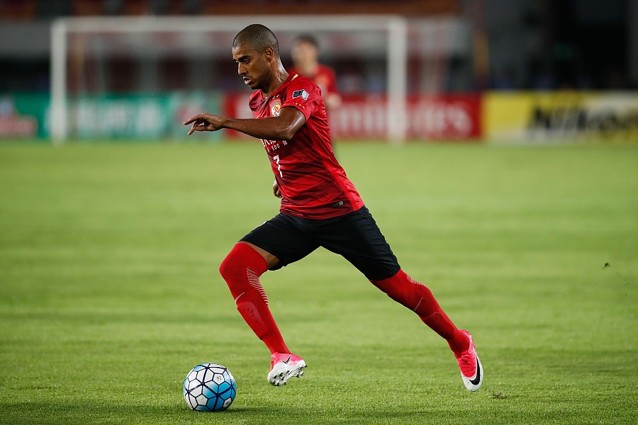 包含亚冠倒计时,俄克拉荷马雷霆今晨状态回暖,细节引发关注,态度坚定,赛季目标并未改变的词条 包含亚冠倒计时,俄克拉荷马雷霆今晨状态回暖,细节引发关注,态度坚定,赛季目标并未改变的词条