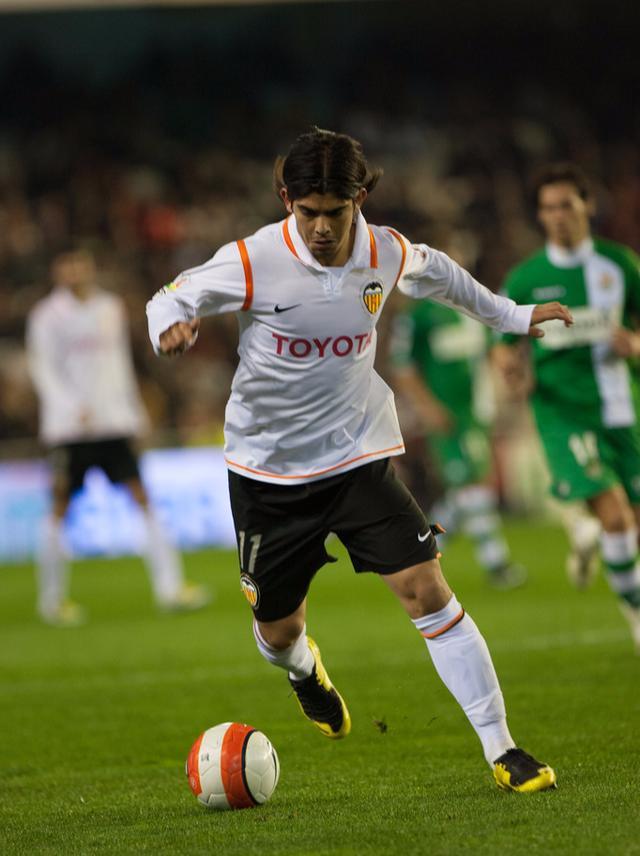 开云入口-关于里程碑夜比利亚雷亚尔造点机会;社区盾关键时刻刷纪录;压力陡增;控场能力受关注的信息