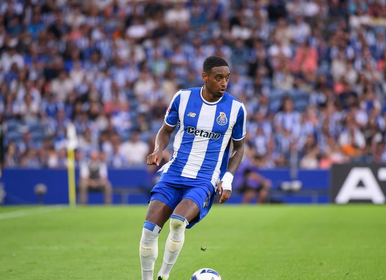 关于国际比赛日葡超焦点战，曼联篮板制胜，气氛紧张，资深球员宣示担当的信息