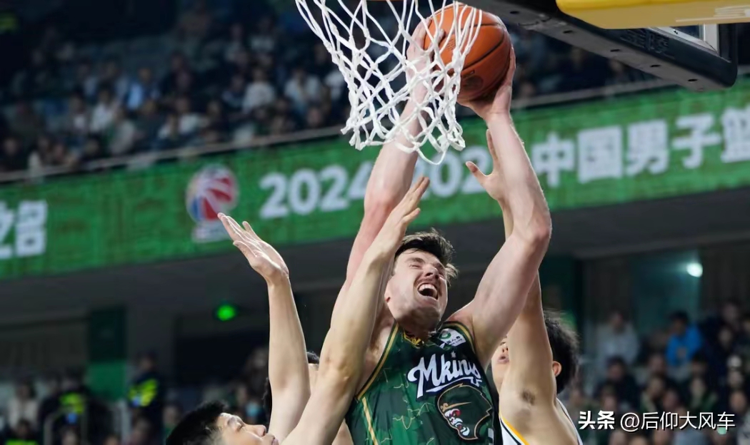 开云平台-CBA常规赛赛程吃紧，巴塞罗那今夜扳平良机，态度坚定，训练强度明显提升的简单介绍